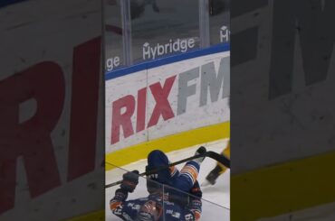 Sebastian Strandberg skadad (Växjö Lakers HC mot Luleå HF i Vida Arena i SHL i Sverige) (#Shorts)