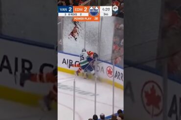 POV: Canucks Goalie Just Laid Him Out 😳🧤