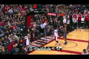 Andre Miller fakes a timeout again