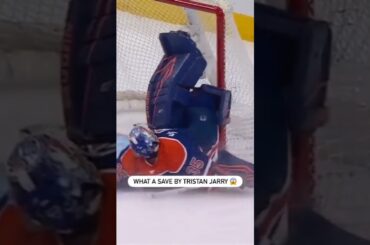 Tristan Jarry Makes A Spectacular Save! 😱