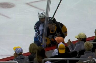 Schultz heads to dressing room after being bumped by Byfuglien
