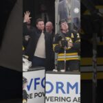 A standing ovation for the gold medalists 🥇 👏