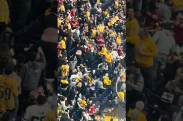 Bonus Clip: Blackhawks fans fighting in the stands - Blackhawks @ Predators 2/26/26 #preds #hawks