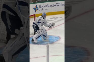 No other goalie warms up like this…  #goaliegesrsnob #tampabaylightning #andreivasilevskiy