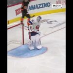 Jakob Pelletier ties the game for the Flyers with a nice move in front of Hogberg