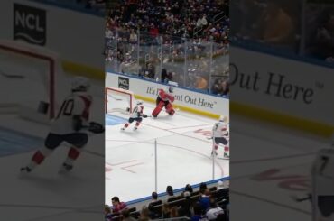 BOBROVSKY ASSIST! 🍎