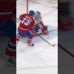 Charlie Lindgren prive Cole Caufield de son tour du chapeau en 1re! 🤯#AllCaps c. #GoHabsGo 🏒