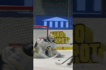 Oskar Magnusson till Christoffer Björk (AIK Hockey mot Södertälje SK i Hockeyallsvenskan) (#Shorts)