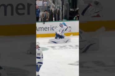 Quick little stretch #goaliegesrsnob #tampabaylightning #bauergoalie #andreivasilevskiy