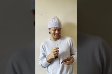 William Nylander rates Pasta's suits | Nylander om Pastrnaks bästa outfit #nhl