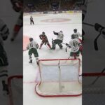 Emil Larmi filmar (Färjestad BK mot Frölunda HC i Scandinavium i SHL i Sverige) (#Shorts)