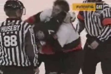 Bretton Cameron vs Alex Petrovic.wmv