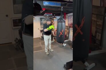 OLD MAN JOE 64 BOSTON BRUINS SHIRT WATER BAG SELF DEFENSE TRAINING FEET TOGETHER no step Drill