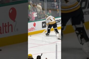 Anyone else do this? #goaliegesrsnob #bostonbruins #truegoalie #jeremyswayman