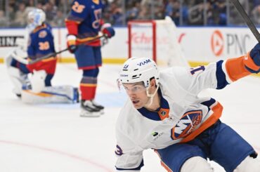 BARZAL makes it 10-0 for Isles in OT this season!