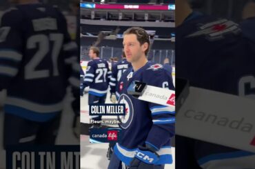 It takes time to get prepared for the team photo 😆📸