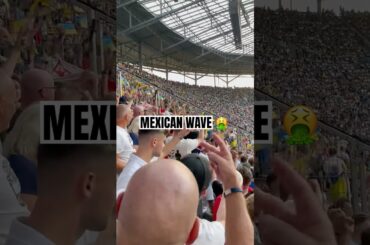 ENGLAND FANS REJECT THE MEXICAN WAVE ❌🇲🇽👋 #shorts