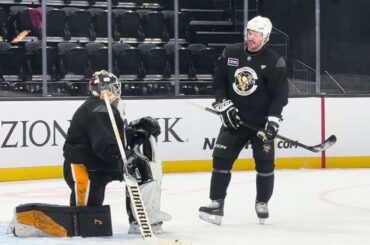 Sidney Crosby skates with scratches in Utah