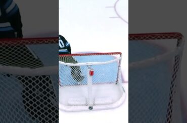 Matthews hits 'em with the Changeup ⚾️