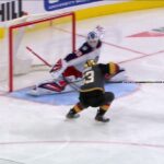 Elvis Merzļikins Robs Evgenii Dadonov on a 2-on-1 (Nov. 21, 2021)