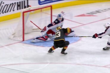 Elvis Merzļikins Robs Evgenii Dadonov on a 2-on-1 (Nov. 21, 2021)