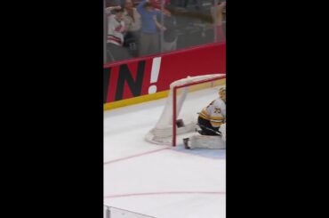 Paul Cotter with a Spectacular Short Goal vs. Boston Bruins