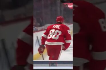 PATRICK KANE EVENS IT UP 🐙