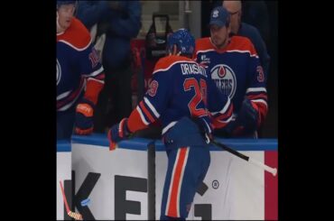 Leon Draisaitl appeared to be injured after taking a hard hit early in the 1. period from Wiesblatt