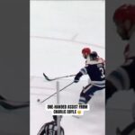 Who Needs Two Hands? 😳