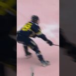 Snygg styrning av Nolan Stevens (Leksands IF HV71 Husqvarna Garden Jönköping SHL Sverige) (#Shorts)