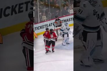 Mangiapane first goal as a Blackhawk‼️