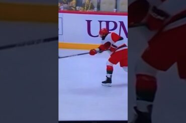 Hurricanes D #5 Jalen Chatfield 🥅(2)🏒Wrist-Shot Goal