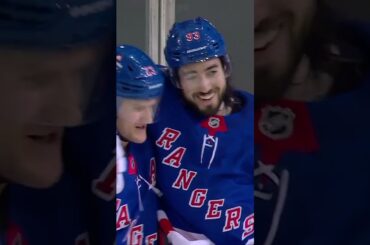 Zibanejad from his OFFICE! 🇸🇪🏢