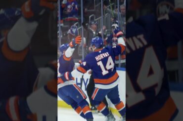 Horvat opens the scoring for the #Isles!