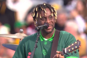 Myles Smith's FULL Halftime Show at the Dublin Game