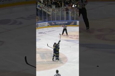 Joona Luoto styr in pucken och HV71 dubblar sin ledning! 🔥