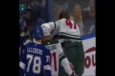 🚨 Michael McCarron fed Corey Perry a LETHAL uppercut 🥊🥊