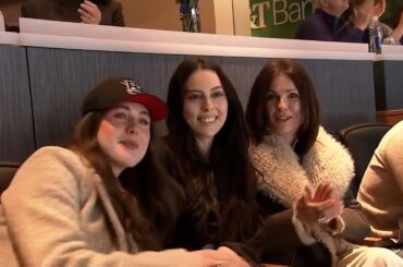 Emotional Return: Rasmus Dahlin’s Fiancée Welcomed Back to Buffalo After Heart Transplant 🥹🥹