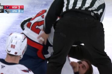 Brandon Tanev Drops 🥊 Gloves 🥊 With Brandon Duhaime