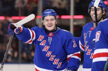 🇸🇰 First Home Game, First Goal: Welcome to the NHL, Adam Sýkora! 🎉