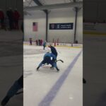 New style of faceoff? 🏒 Eine neue Art des Faceoffs?