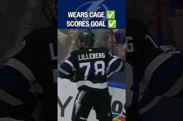 Should more players rock the CAGE?! 🤔