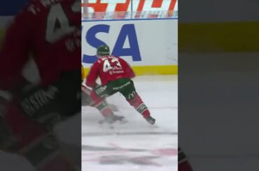 Tom Nilsson tripping på Brian O’Neill (Frölunda HC mot Luleå HF Scandinavium SHL Sverige) (#Shorts)