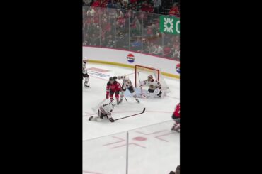 Dougie Hamilton with a Short Goal vs. Chicago Blackhawks