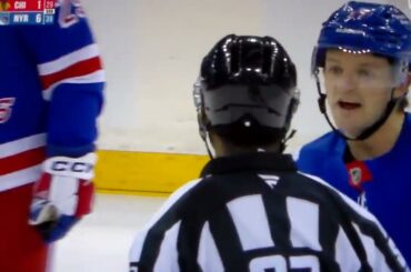 NHL Hockey fight - Will Borgen(Rangers)vs. Sacha Boisvert(Black Hawks)