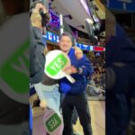 Safe to say the first date went well 🤭 #nhl #date #datenight #nyr #hockey