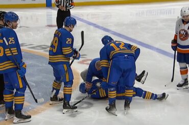 Sam Carrick Drops 🥊 Gloves 🥊 With Anders Lee