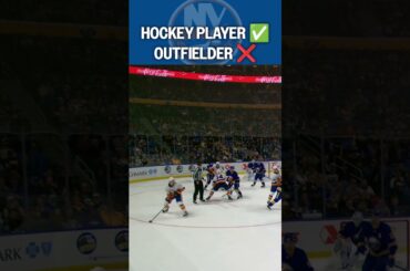 Must be a hole in his glove 😅