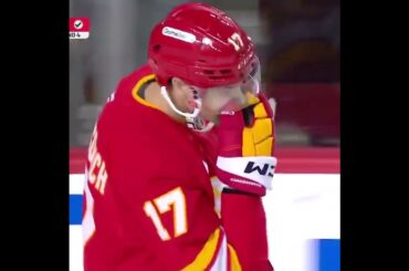 Yegor Sharangovich finds the gap to lift the Flames to their fourth straight win! 👌Kings vs. Flames