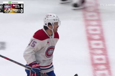 Alex Newhook s’invite à la fête à Nashville